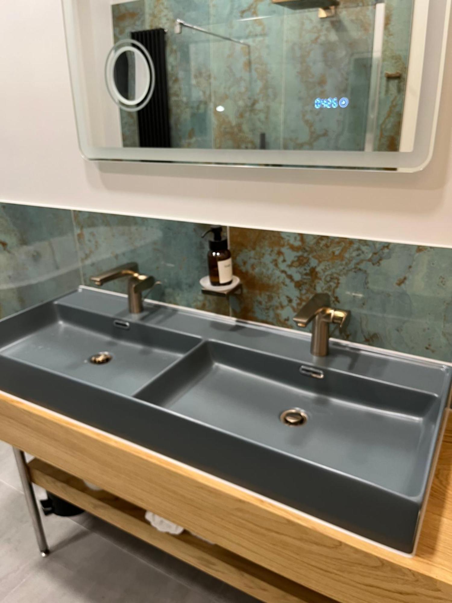 Newly Renovated Boutique Apartment Wien Eksteriør bilde